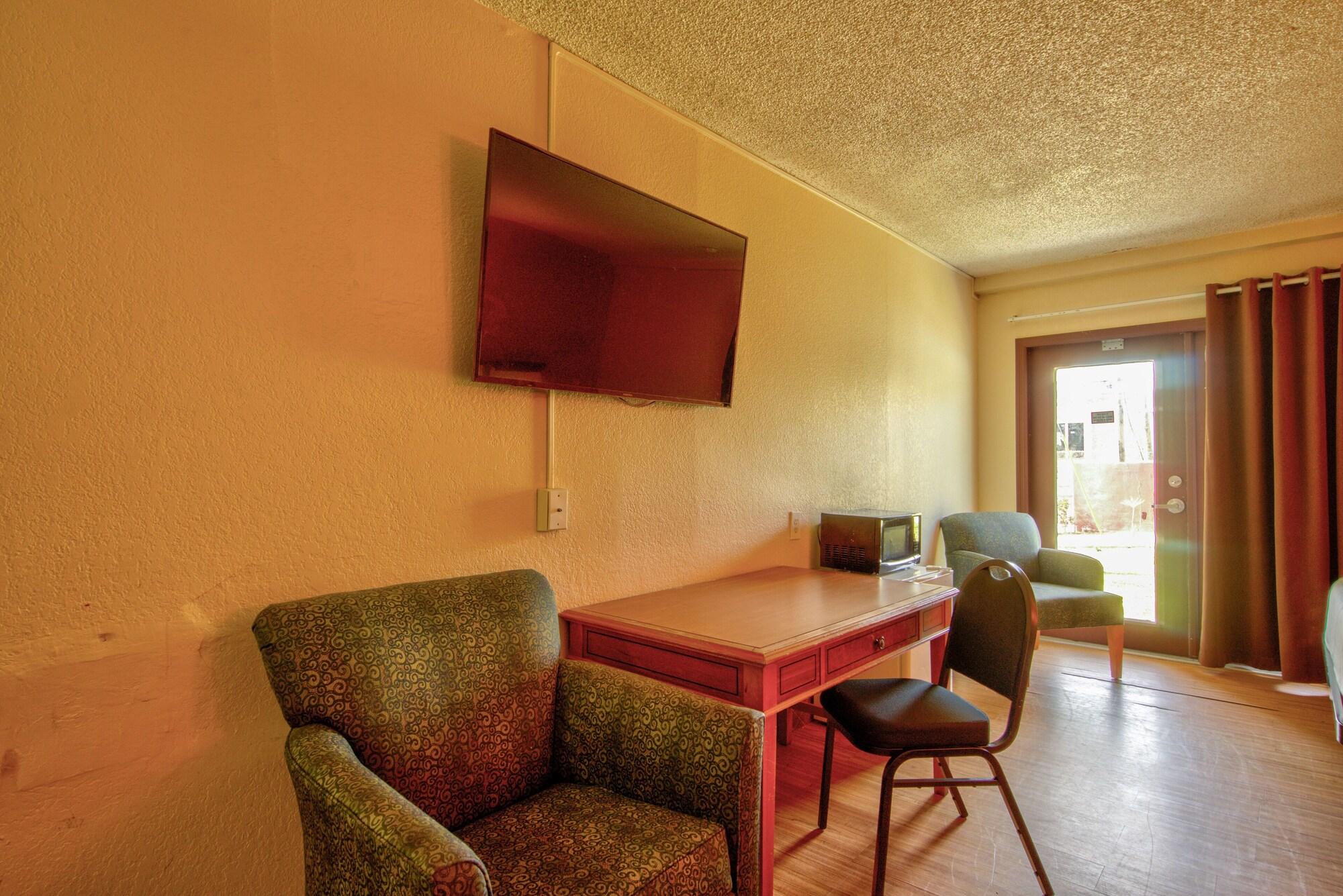 Clearwater Hotel Экстерьер фото