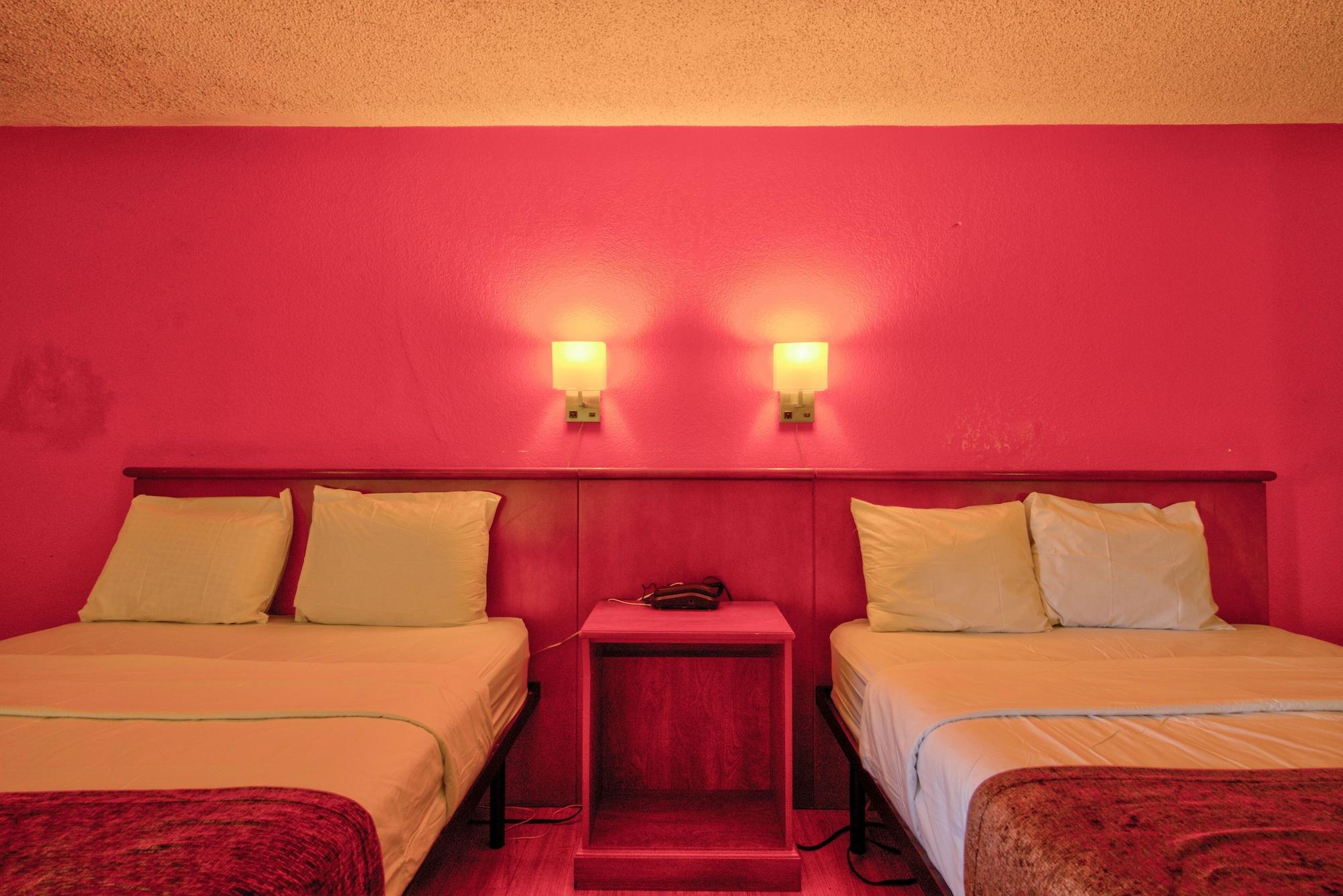 Clearwater Hotel Экстерьер фото