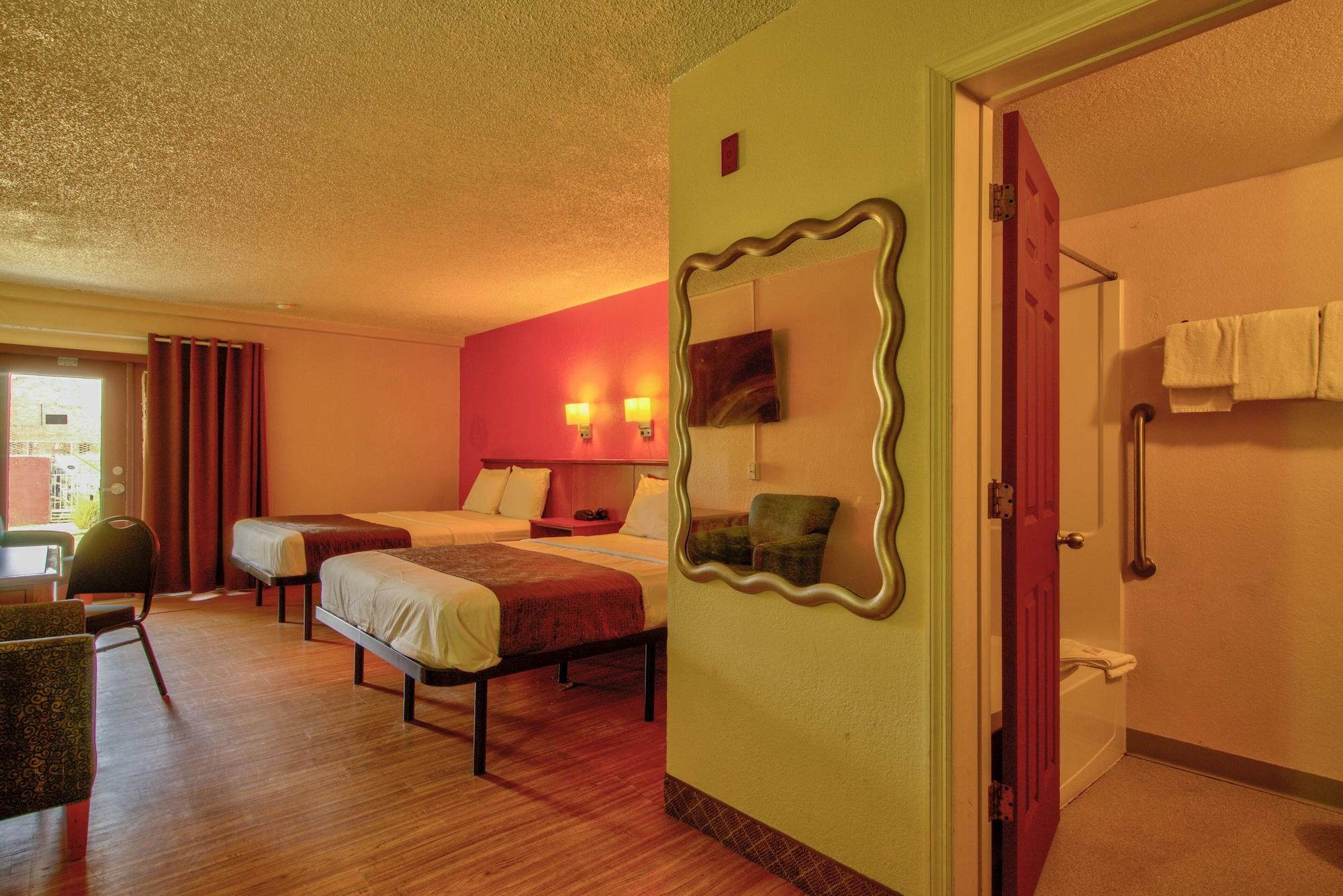 Clearwater Hotel Экстерьер фото